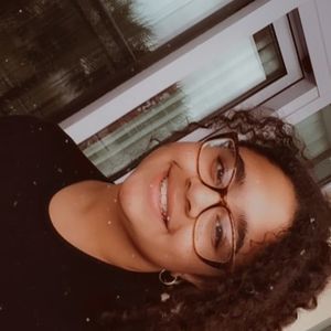 Meet your Posher, Lenayah